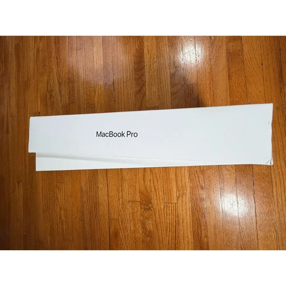 Apple MacBook Pro Retail Box Only w/ Inserts Empty Original Packaging